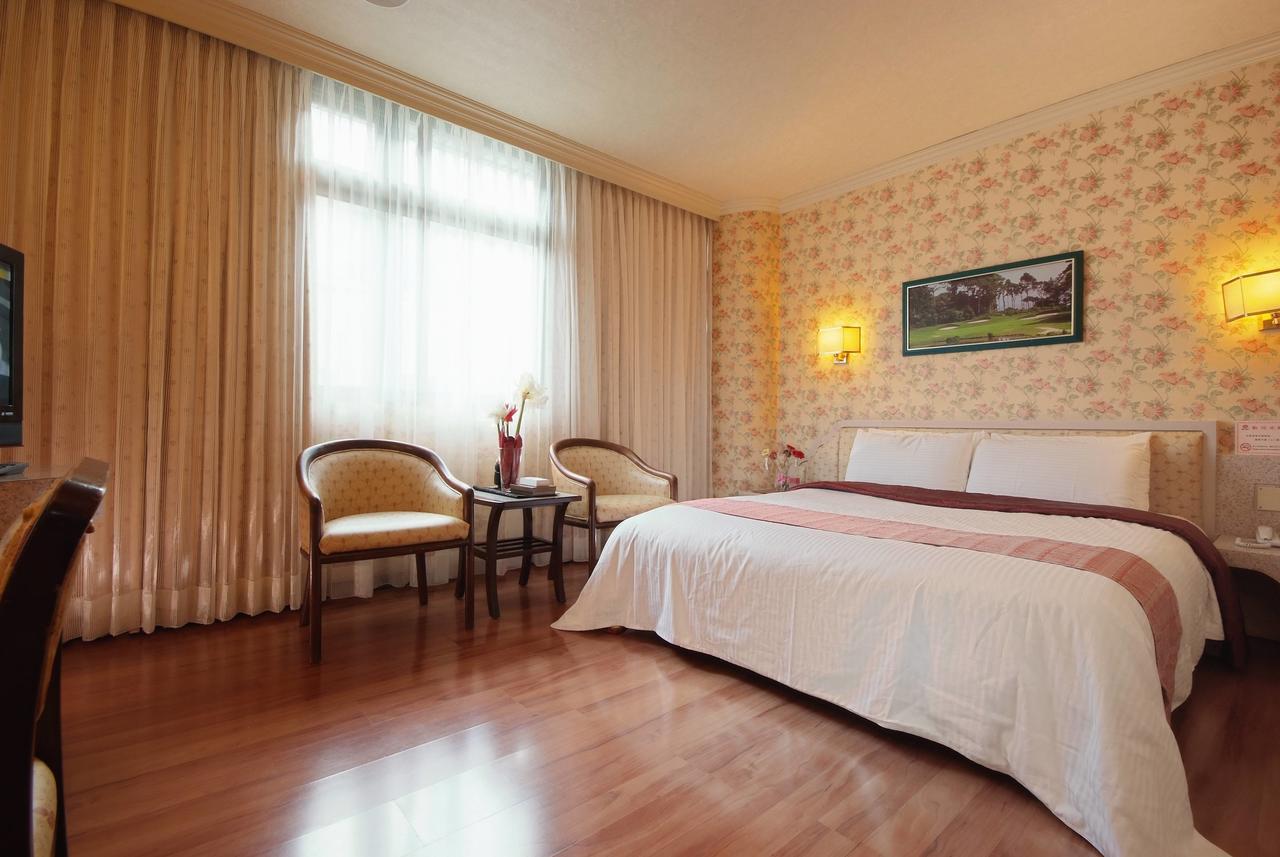 Chiao Yuan Hotel Fengyuan Chambre photo